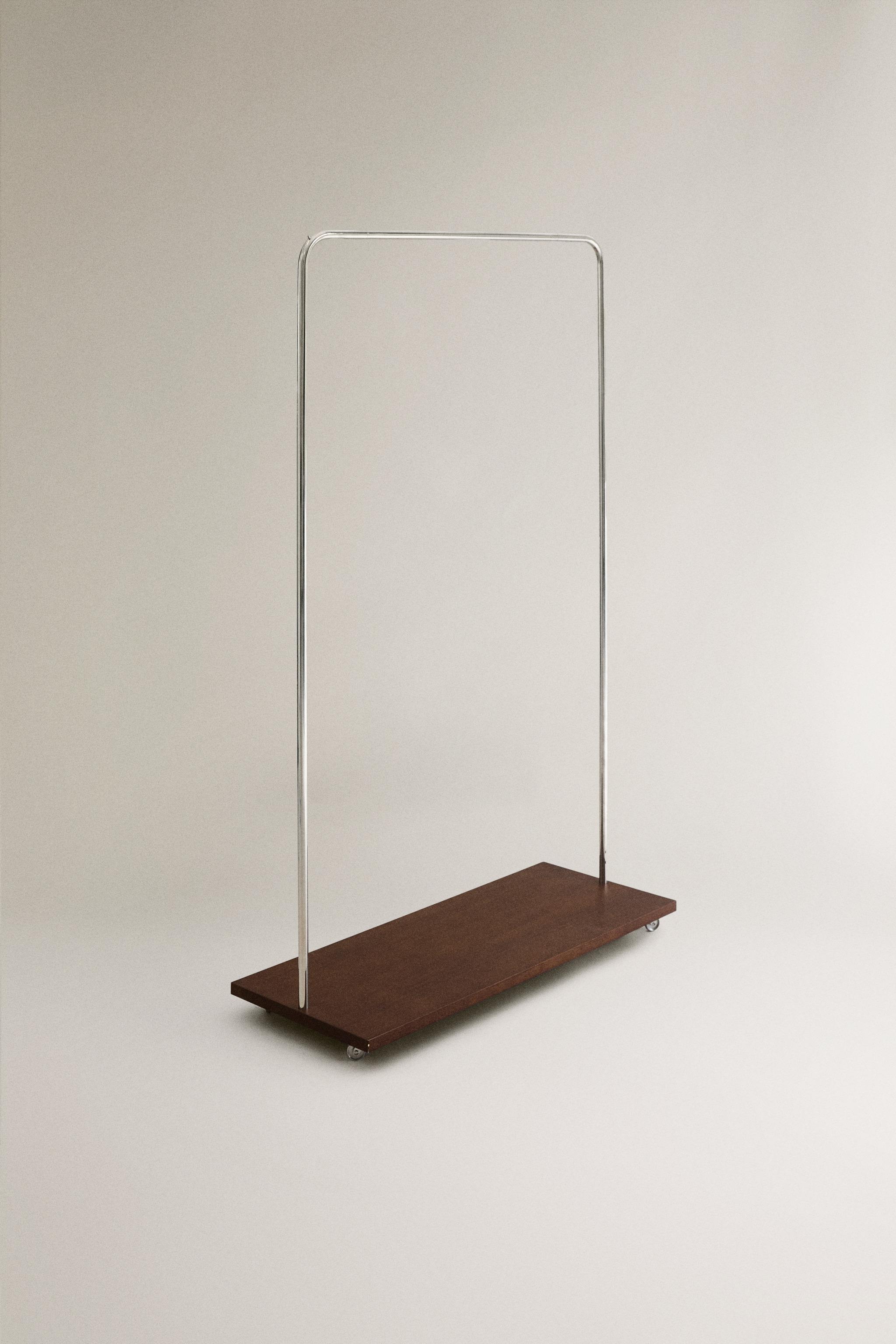 METAL AND WOOD CLOTHES RACK